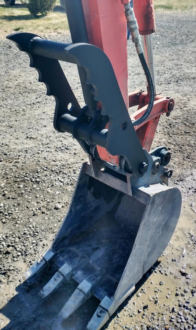 Where to find EXCAVATOR, 10.3 MINI 8,500 LB KUBOTA in Edmonds